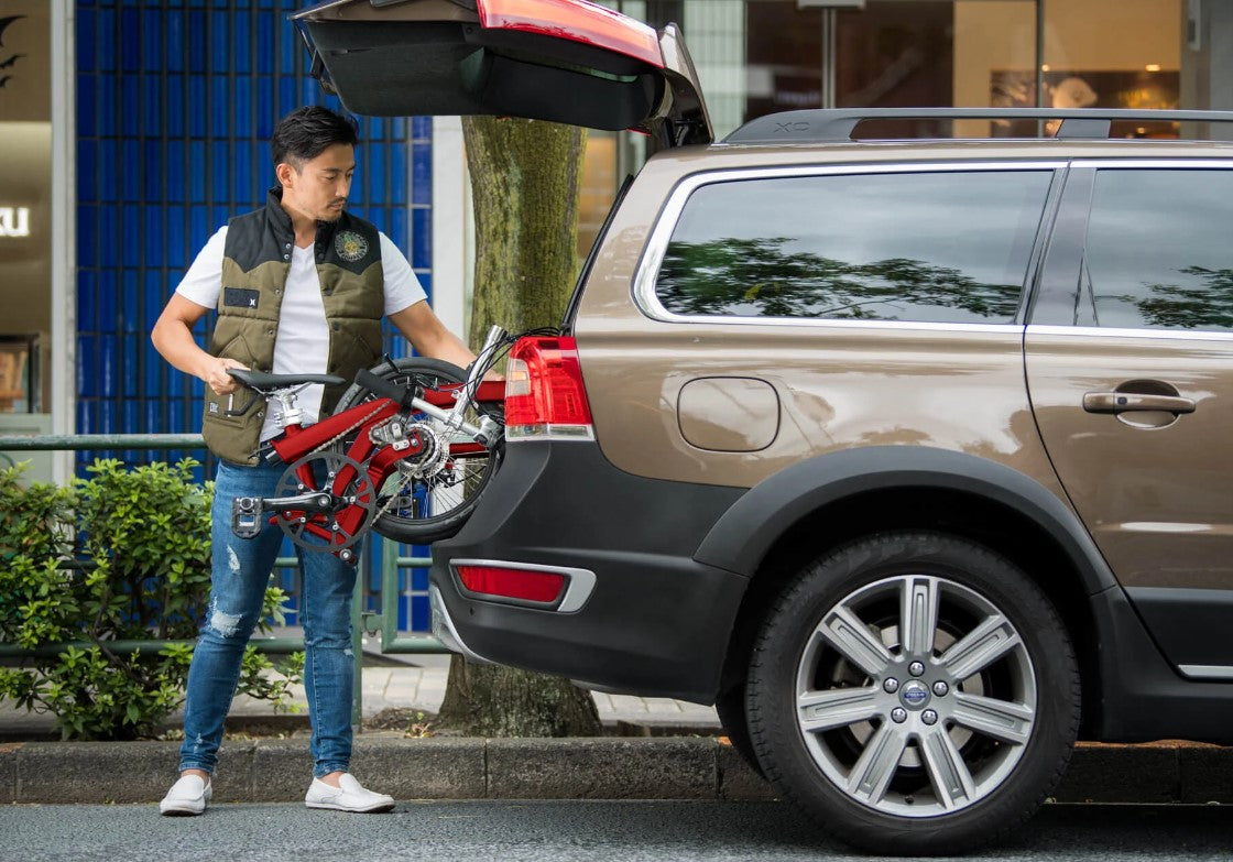 The Iruka bicycle is foldable and compact to be fitted into a car trunk.