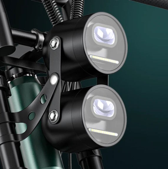The double headlights of the Engwe M20 Ebike