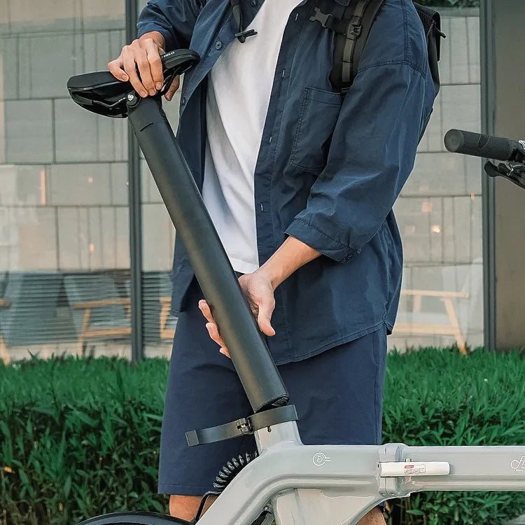 Ergonomic Seat Post Design